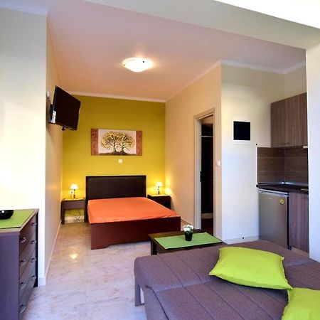 Elia Beach Modern Suites Flogita Exterior foto