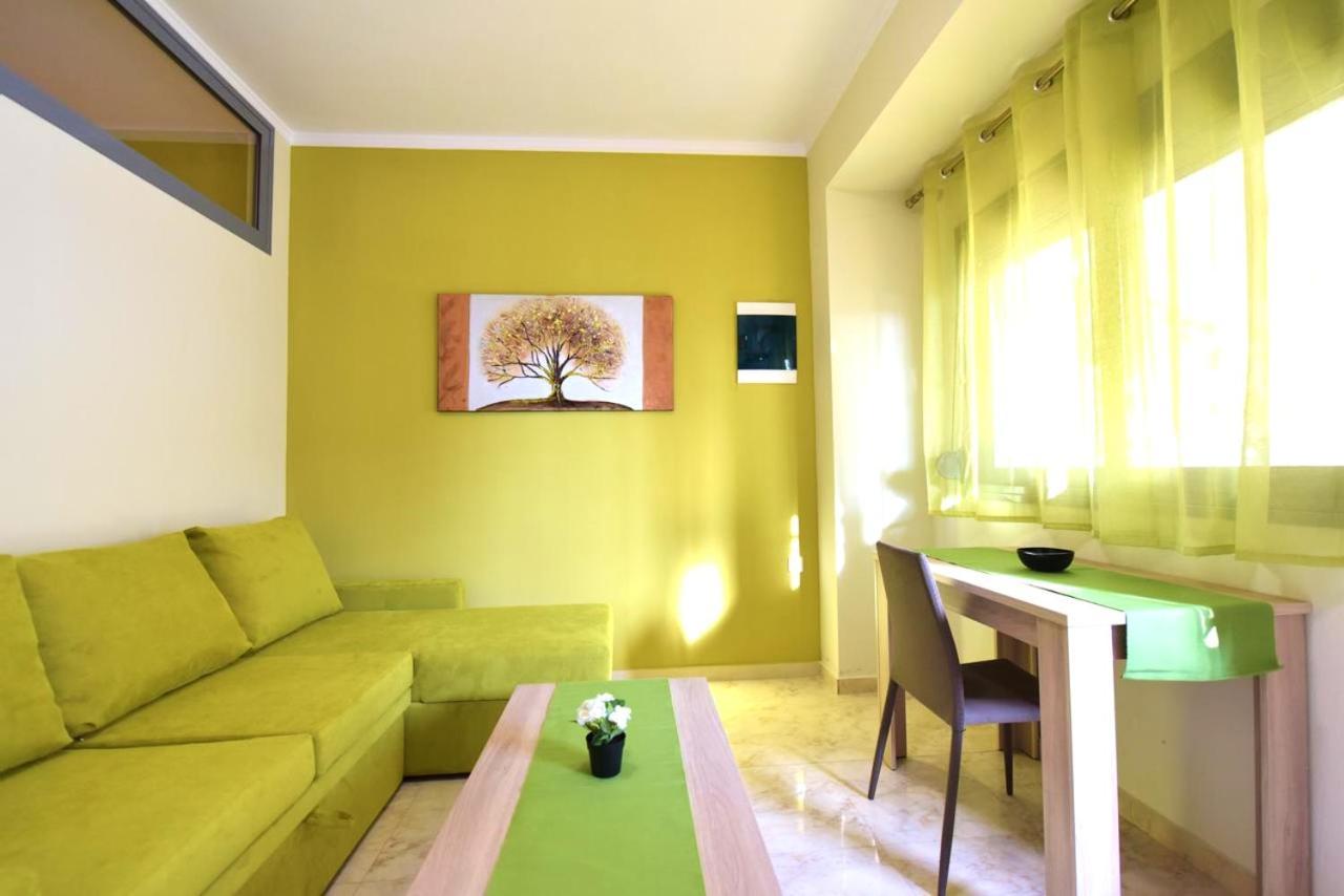 Elia Beach Modern Suites Flogita Exterior foto